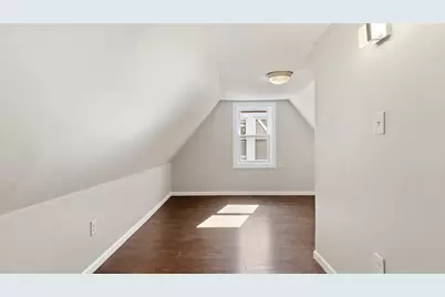 10054 S Saint Lawrence Avenue, Chicago, IL 60628 - Photo 15