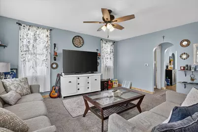 918 S 3rd Street, Rockford, IL 61104 - Photo 9