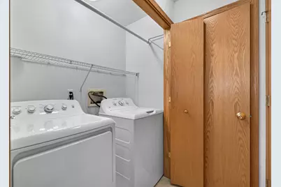 637 Southtowne Drive, Belvidere, IL 61008 - Photo 15