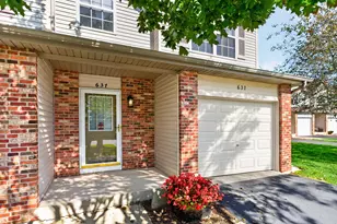 637 Southtowne Dr, Belvidere, IL 61008 - Photo 3