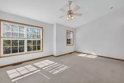 637 Southtowne Drive, Belvidere, IL 61008 - Photo 17