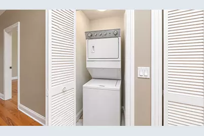 3927 N Clarendon Avenue #1F, Chicago, IL 60613 - Photo 13