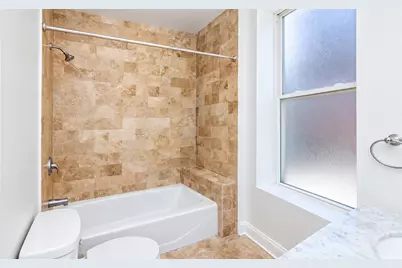 3927 N Clarendon Avenue #1F, Chicago, IL 60613 - Photo 9