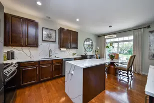 184 Birch Ln, Saint Charles, IL 60175 - Photo 9