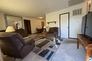 1827 Burry Cir Dr, Crest Hill, IL 60403 - Photo 3