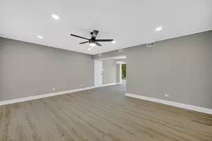 188 Washington St, Park Forest, IL 60466 - Photo 15
