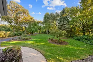 39W632 Bolcum Rd, Saint Charles, IL 60175 - Photo 7