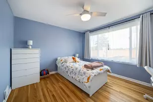 2928 W 98th St, Evergreen Park, IL 60805 - Photo 11