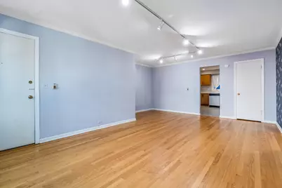 912 Hinman Avenue #2W, Evanston, IL 60202 - Photo 5