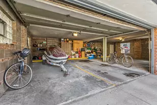 912 Hinman Ave, Evanston, IL 60202 - Photo 17