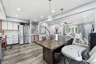 574 W Millers Rd, Des Plaines, IL 60016 - Photo 19