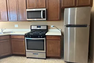 3810 Pratt St, Plano, IL 60545 - Photo 9