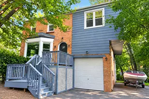 26705 N Cir Dr, Mundelein, IL 60060 - Photo 1