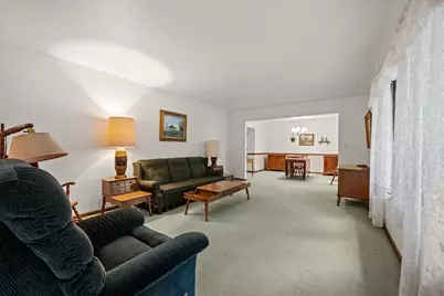 1300 Woodland Drive, Aurora, IL 60505 - Photo 5