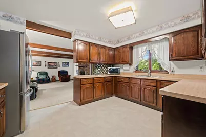 1300 Woodland Drive, Aurora, IL 60505 - Photo 11