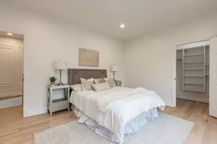 6723 N Harding Ave, Lincolnwood, IL 60712 - Photo 35