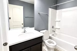 1150 Evergreen Ave, Des Plaines, IL 60016 - Photo 17