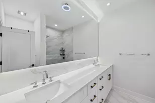 1205 N Spaulding Ave, Chicago, IL 60651 - Photo 9