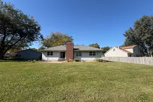 690 E Vicksburg Ct, Bourbonnais, IL 60914 - Photo 21