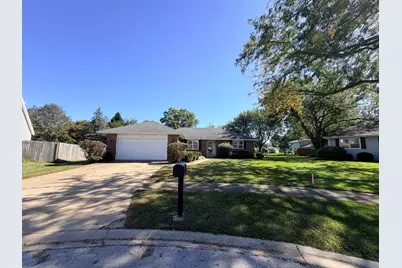 690 E Vicksburg Court, Bourbonnais, IL 60914 - Photo 1