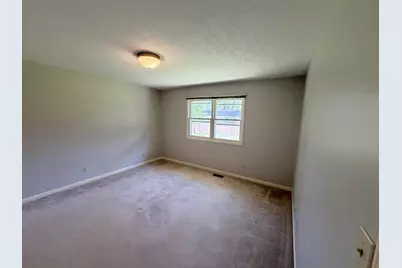 690 E Vicksburg Court, Bourbonnais, IL 60914 - Photo 13