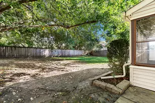 1860 Golf Dr, Naperville, IL 60565 - Photo 21