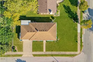 1001 Winthrop Ave, Joliet, IL 60435 - Photo 25