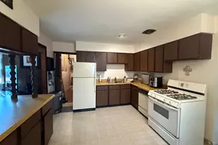 2310 Jethro Ave, Zion, IL 60099 - Photo 5
