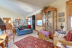 10704 Breezy Lawn Rd, Spring Grove, IL 60081 - Photo 7