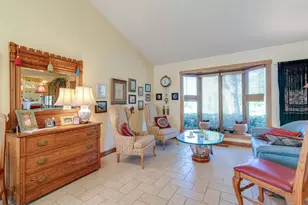 10704 Breezy Lawn Rd, Spring Grove, IL 60081 - Photo 9