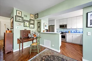 68 W Schiller St, Chicago, IL 60610 - Photo 15