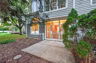 1251 Cranbrook Dr, Schaumburg, IL 60193 - Photo 27