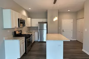 301 N Madison St, Woodstock, IL 60098 - Photo 3