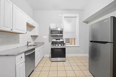 3131 W Augusta Boulevard #1R, Chicago, IL 60622 - Photo 3