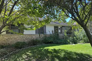 112 W Carol Ave, Cortland, IL 60112 - Photo 1