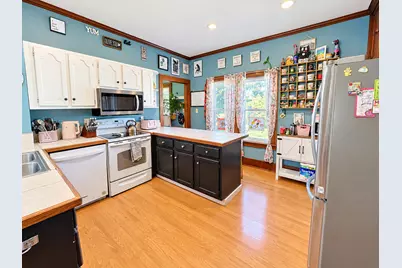 707 S Oakwood Avenue, Geneseo, IL 61254 - Photo 9
