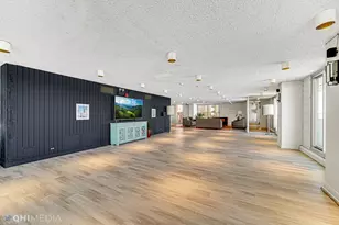 6033 N Sheridan Rd, Chicago, IL 60660 - Photo 19