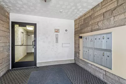 8836 N Western Avenue #1H, Des Plaines, IL 60016 - Photo 3