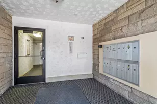 8836 N Western Ave, Des Plaines, IL 60016 - Photo 3