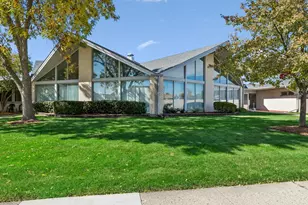 8836 N Western Ave, Des Plaines, IL 60016 - Photo 17