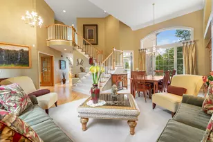 38W590 Barb Hill Dr, Saint Charles, IL 60175 - Photo 5