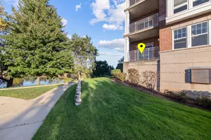 101 Pointe Dr, Northbrook, IL 60062 - Photo 33