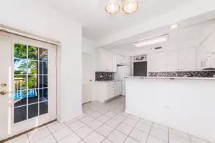 101 Pointe Dr, Northbrook, IL 60062 - Photo 13