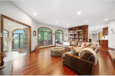 2015 N Northumberland Pass, Palatine, IL 60074 - Photo 5