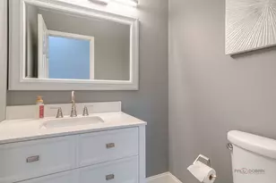 39905 N Golf Ln, Antioch, IL 60002 - Photo 9