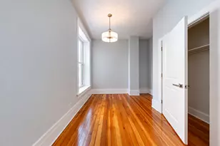 10 W Chestnut St, Chicago, IL 60610 - Photo 13