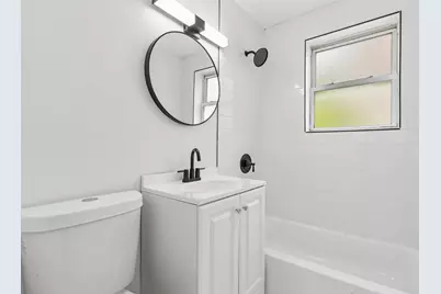 10145 S Bensley Avenue, Chicago, IL 60617 - Photo 11