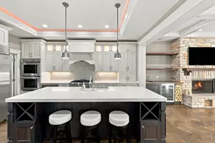 4024 N California Ave, Chicago, IL 60618 - Photo 9