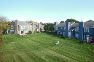 1050 Ridgefield Cir, Carol Stream, IL 60188 - Photo 27
