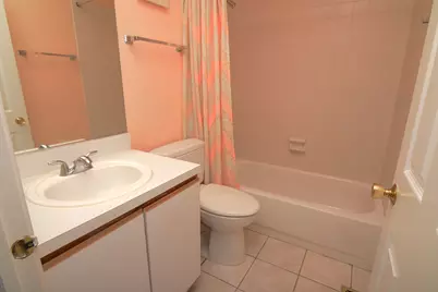 1050 Ridgefield Circle, Carol Stream, IL 60188 - Photo 19